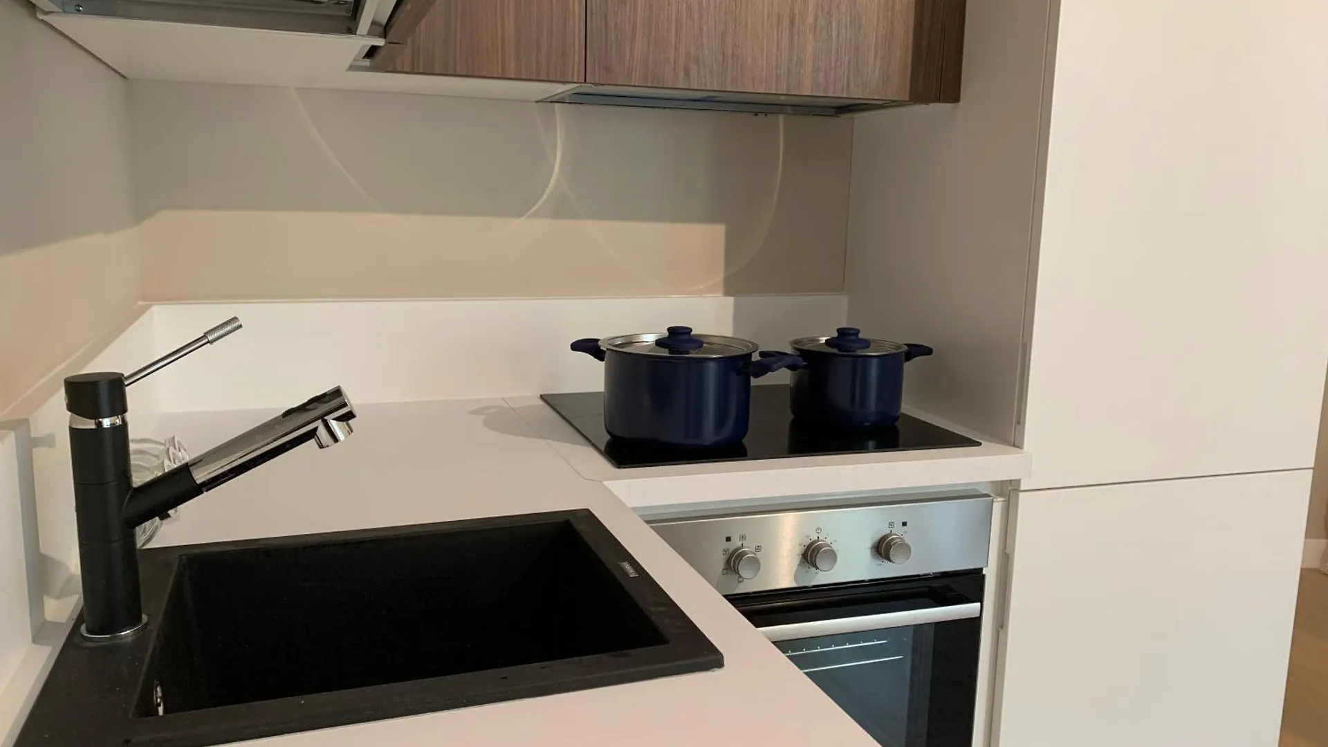 Porta Venezia New Luxury Apt - Wifi Full Equiped Milano Italia