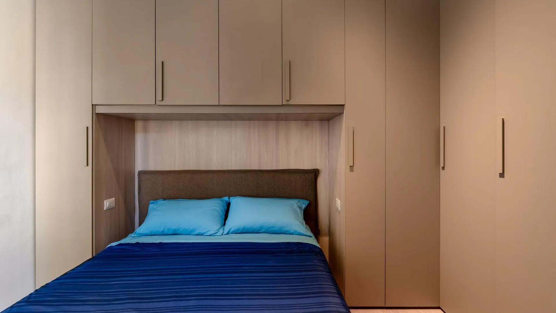 Apartment Porta Venezia New Luxury Apt - Wifi Full Equiped Milan